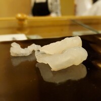 鮨 やすみつ - 鮃