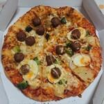 ピザヨッカー - 船橋コラボのミートボールピザと野菜のカレーとミートボールピザ