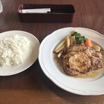 ロイヤルホスト - 