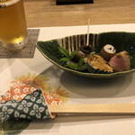 Umidon - お通しは、海ツボ、ミョウガ和え物、里芋、ローストビーフ！