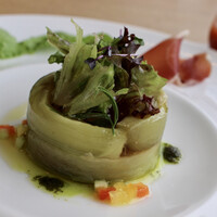 ヌーベルプース大倉山 - ☆appetizer
                    平取で採れたトマト　アップ
