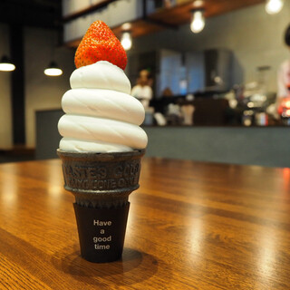 MIYASHITA CAFE +softcream_1