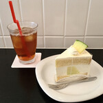 ICHIMAN - メロンのショートケーキ（560円）+アイスティー（250円）
