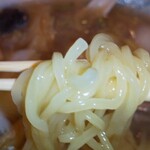 Nichigetsutei - 中細のツヤツヤな麺！
