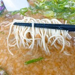 博多ラーメンセンター バリはや - 