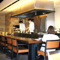 くずし鉄板 あばぐら 神田店 - 