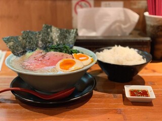 家系ラーメン 山下醤造 - 