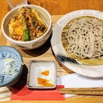 KOTOAN - ソバ野菜天丼セット1000円税込。