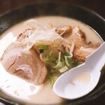 麺家 辰 - とんこつ味噌チャーシュー