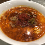 創作麺工房 鳴龍 - 麻辣担担麺(辛さ増し)　950円