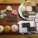 とらや - 全部並べてみました