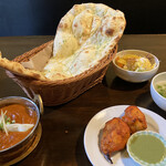 SHUBHA KAMANA - マサラランチ＠ガーリックナン