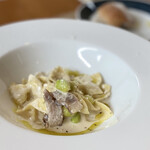 ローズマリーショートパスタ自家製ベーコン枝豆