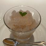 オオハラ エ シーアイイー - デザート 桃のコンポートとゼリーとシャーベット
      2020年8月7日ランチ