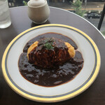 M＆C Cafe - ポーク早矢仕オムライス 1,350円（税込）