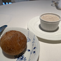 オオハラ エ シーアイイー - パン、豚肉のリエット
                    2020年8月7日ランチ