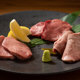 当店が誇る「熟成牛舌」の深い味わいをぜひご堪能ください！