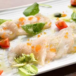 [Direct delivery from Toyosu] Enjoy seasonal seafood with wine.