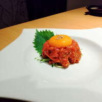 にく稲 - 上越 杉田味噌「芳醇」味噌玉ユッケ