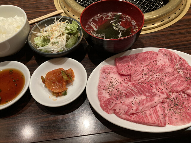 おくう 新橋店 内幸町 焼肉 ネット予約可 食べログ