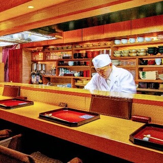 味だけでなく、ひと時を楽しむやりとりを