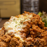 2020.8 フライドチキンのチリコンがけ（750円）