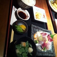 かんてきや 要 - 刺身ランチ1300円