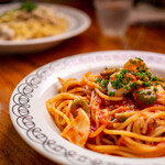 Giotto - イカとオリーブのトマトソーススパゲッティ