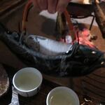 鶴の湯温泉 - 岩魚骨酒（いわな１尾と骨１本入り ３合）