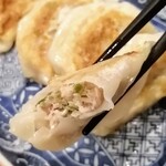 唐華 - お肉多めジュワ～　冷めてくるとぎゅっとしっかり食感になる