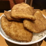 とんかつ太郎 - 特製カツ丼(カツ7枚)