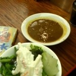 六甲食堂 - カレーとサラダ