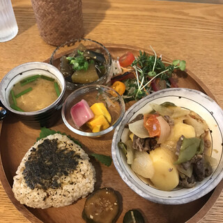 マニス・マニス_1