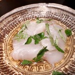 炭火割烹 白坂 - ⚫平目の煎り酒