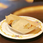 ザ・テラス - レインドロップケーキ@テーブルサービス。水のゼリーと黒蜜きなこ