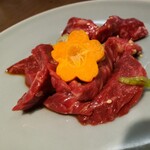 Shinrakan - 旨肉サガリ