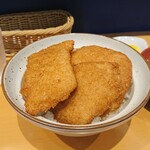 とんかつ太郎 - 4枚カツ丼