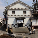 Mame Kichi Hompo - 豆吉本舗　倉敷店・・・蔵風の洒落た建物