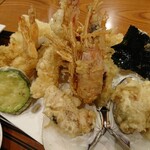 天房 - 天ぷら定食の天ぷら部分アップ。