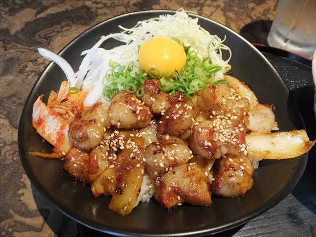 まんだら家 - 西宮（阪神）/もつ鍋 | 食べログ まんだら家 (西宮（阪神）/もつ鍋)