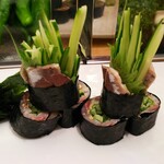 築地寿司清 - イワシを巻いて。