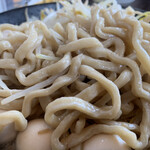 豚さんち - 極太ゴワゴワ麺