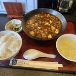 Ryuu No Megumi - 2020年8月。麻婆豆腐定食650円。搾菜と玉子スープ付きです。