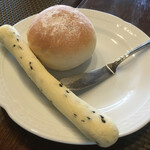 ショコラ・ノア - 【自家製パン】ごまパン、まるパン