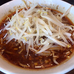 春香亭 - 酸辣湯麺