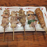焼き鳥 まる - やきとり盛り合わせ
宮崎県銘柄鶏 さつま純然鶏