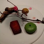 AKI NAGAO - 小菓子