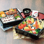 Two-tiered Bento (boxed lunch) Tachibana “Tachibana”