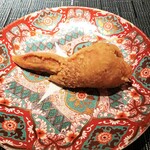 エクアトゥール - 手羽先のフリット、帆立