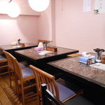 櫻島 - 奥のテーブル席